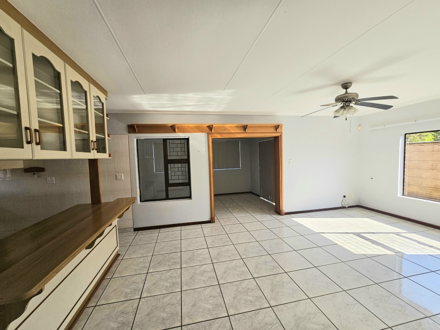 To Let 3 Bedroom Property for Rent in Blue Bend Eastern Cape